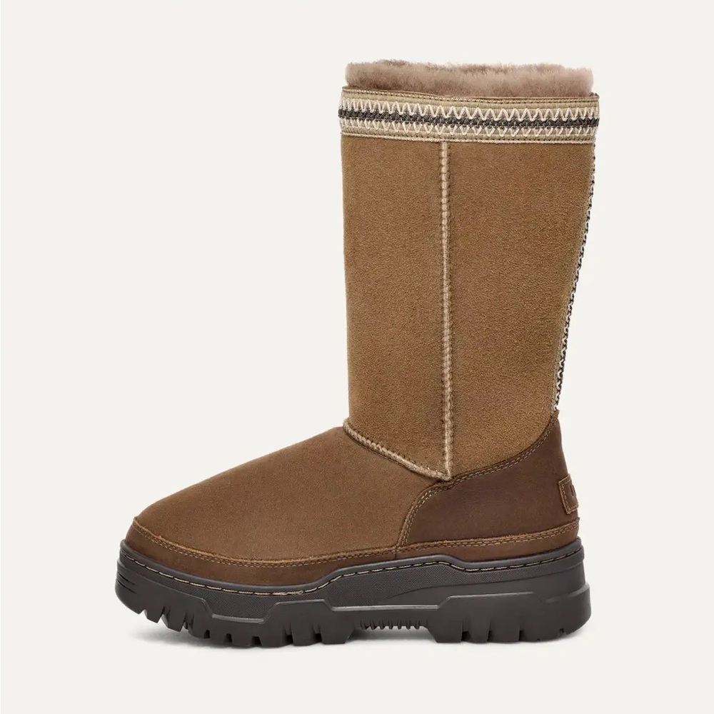 🔥🔥🔥 UGG Classic Tall TrailGazer Boots Size 8 US or 39 European - Picture 8 of 14